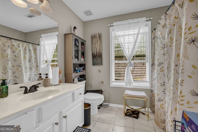 105 Hidden Lake Court, Hull, GA 30646