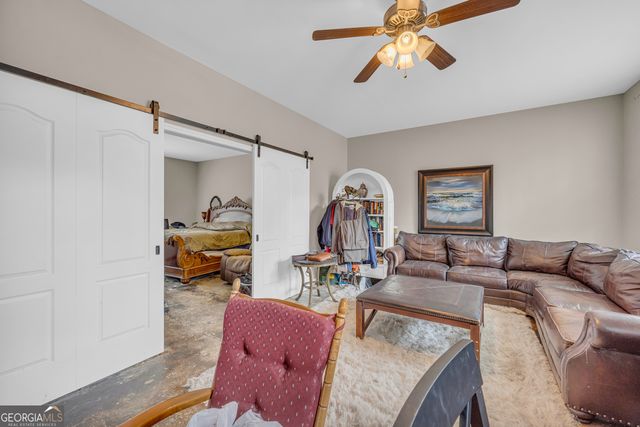 105 Hidden Lake Court, Hull, GA 30646