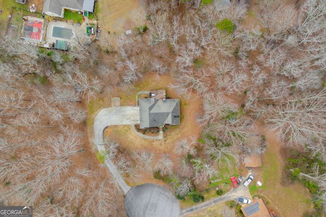105 Hidden Lake Court, Hull, GA 30646