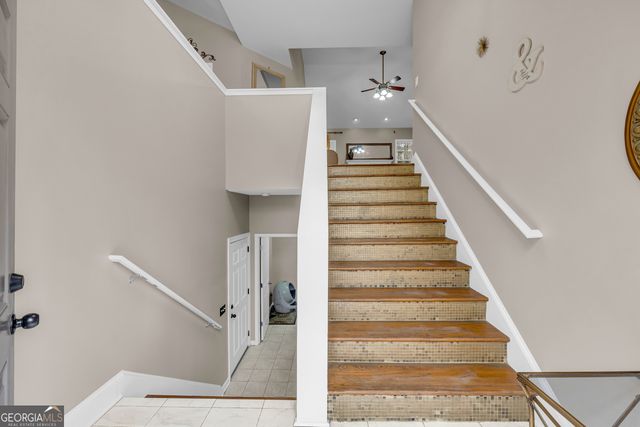 105 Hidden Lake Court, Hull, GA 30646