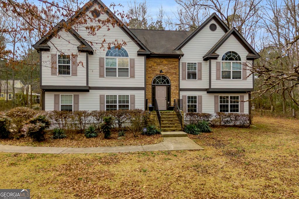 105 Hidden Lake Court, Hull, GA 30646
