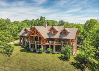 21321 Jade Woods Drive, Bristol, VA 24202