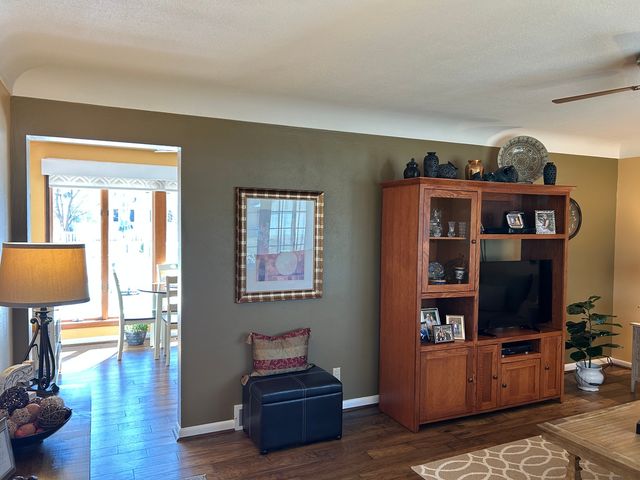 430 26th Avenue, East Moline, IL 61244