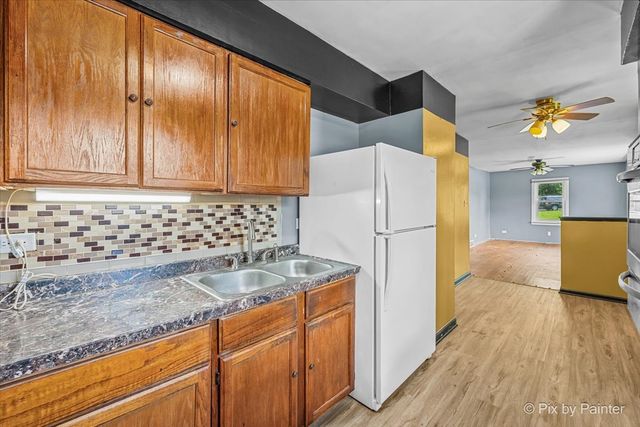 239 Vista Road, Lake Zurich, IL 60047