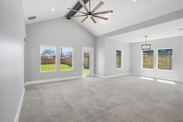 741 S 10th, Aransas Pass, TX 78336