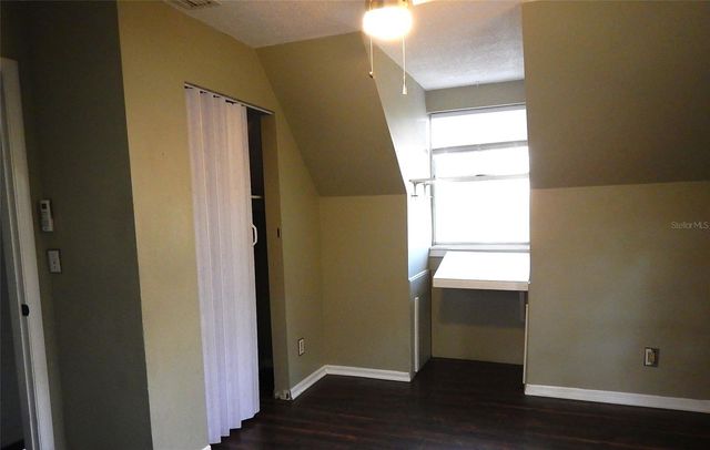 2751 SE 24TH PLACE, Gainesville, FL 32641