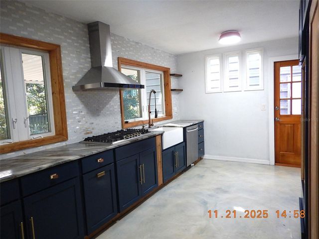 2751 SE 24TH PLACE, Gainesville, FL 32641