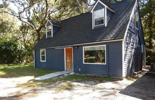 2751 SE 24TH PLACE, Gainesville, FL 32641