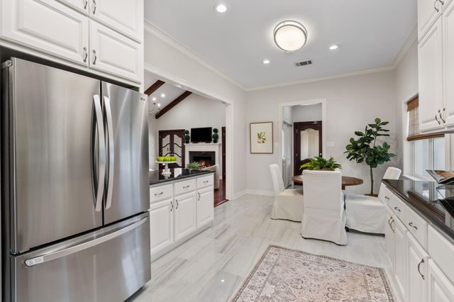 506 Briar Hill Drive, Houston, TX 77042