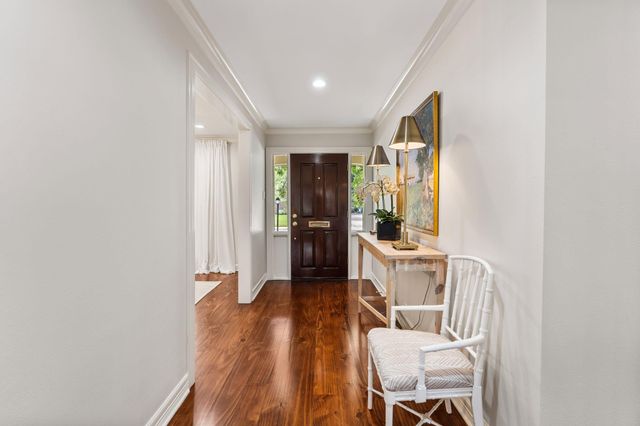 506 Briar Hill Drive, Houston, TX 77042