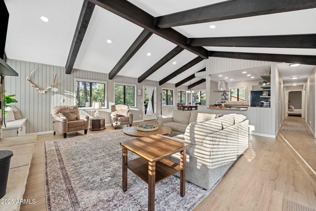 6173 PARADISE PINE Lane, Pinetop, AZ 85935