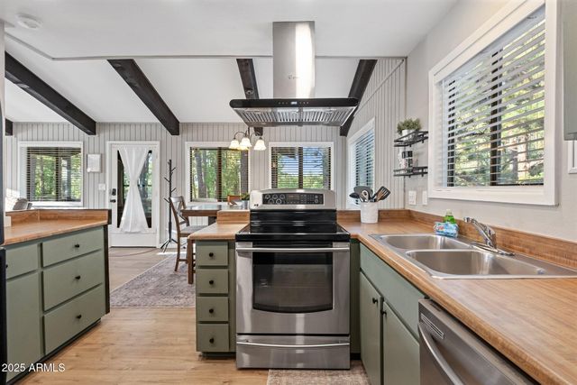 6173 PARADISE PINE Lane, Pinetop, AZ 85935