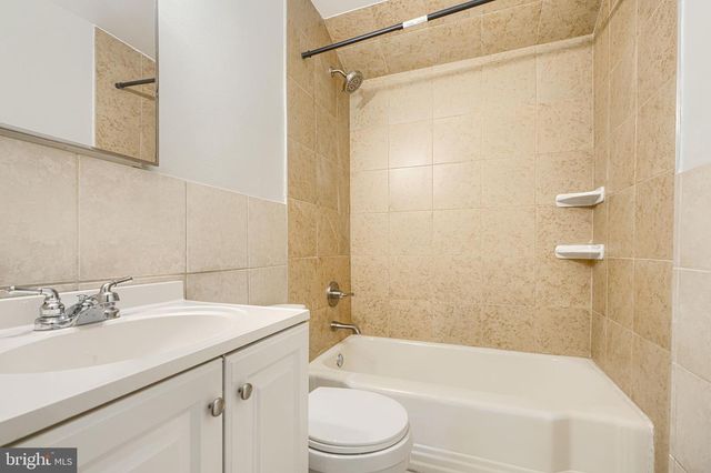 2073 JASMINE, Baltimore, MD 21222