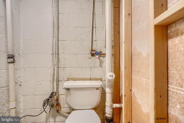 2073 JASMINE, Baltimore, MD 21222