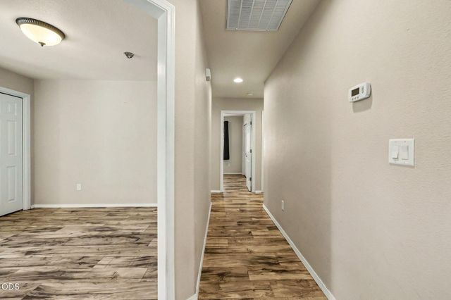 935 Cypress Point Loop, Ashland, OR 97520