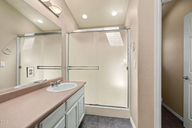 935 Cypress Point Loop, Ashland, OR 97520