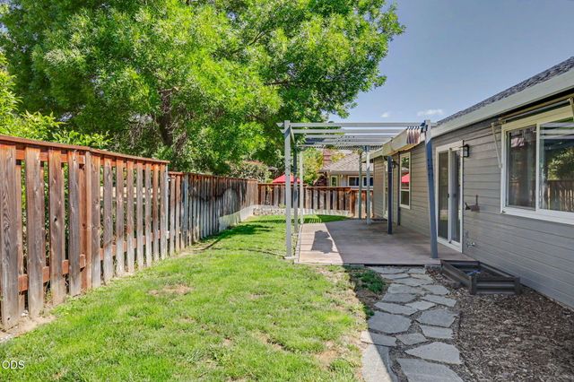 935 Cypress Point Loop, Ashland, OR 97520