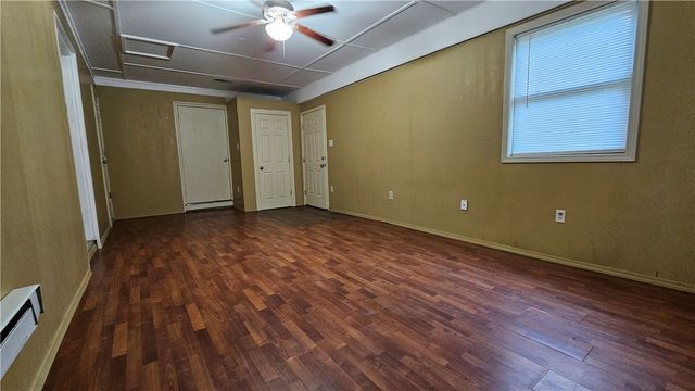 1111 Avenue 4 NE, Atkins, AR 72823