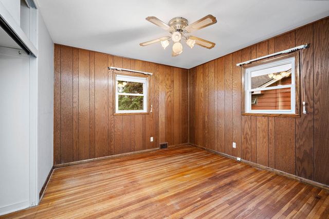 2129 Ericon Drive, Brooklyn Center, MN 55430