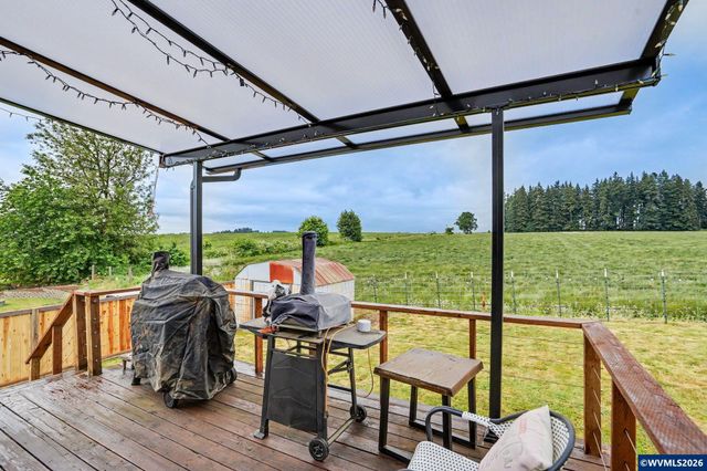 813 SW 8th St, Sublimity, OR 97385