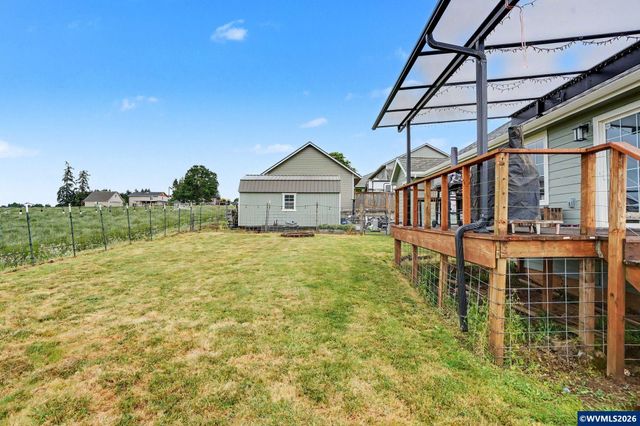 813 SW 8th St, Sublimity, OR 97385