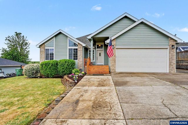 813 SW 8th St, Sublimity, OR 97385