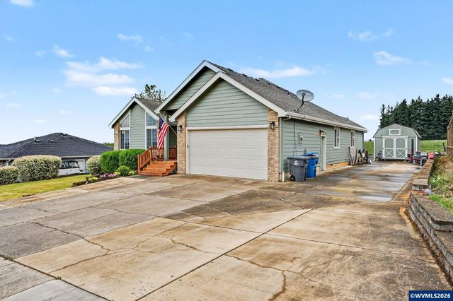 813 SW 8th St, Sublimity, OR 97385