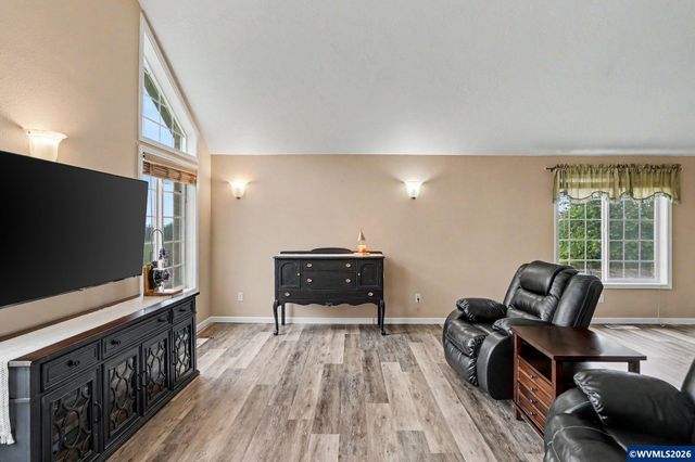 813 SW 8th St, Sublimity, OR 97385