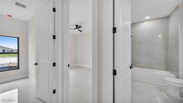 2006 NW 8th TER, Cape Coral, FL 33993