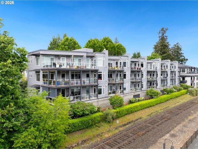 105 3RD St, Lake Oswego, OR 97034