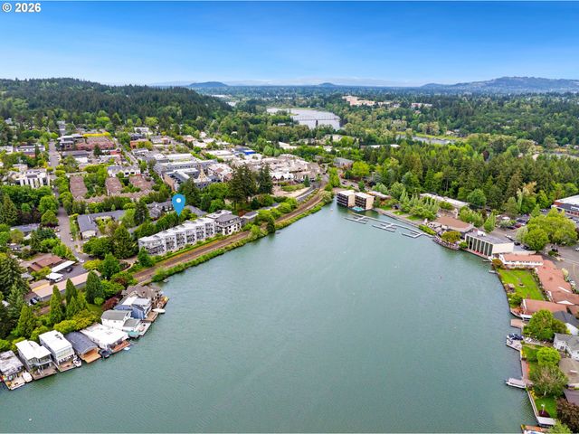 105 3RD St, Lake Oswego, OR 97034