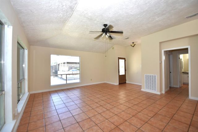 16222 Queensdale Drive, Houston, TX 77082