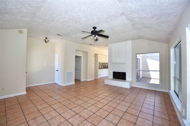 16222 Queensdale Drive, Houston, TX 77082