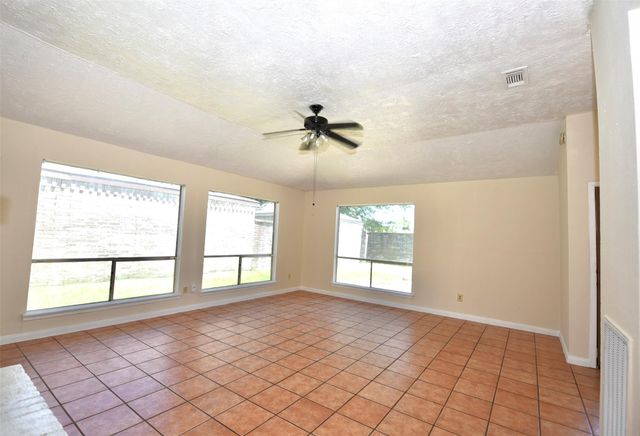 16222 Queensdale Drive, Houston, TX 77082