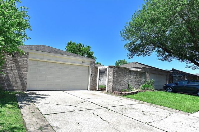 16222 Queensdale Drive, Houston, TX 77082