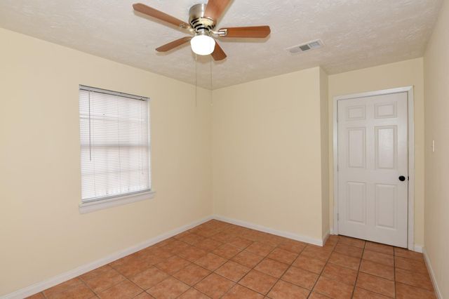 16222 Queensdale Drive, Houston, TX 77082