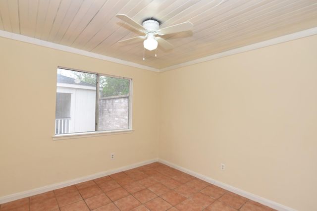 16222 Queensdale Drive, Houston, TX 77082