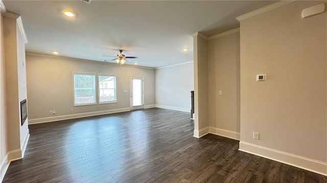 285 Vista Lane, Woodstock, GA 30189