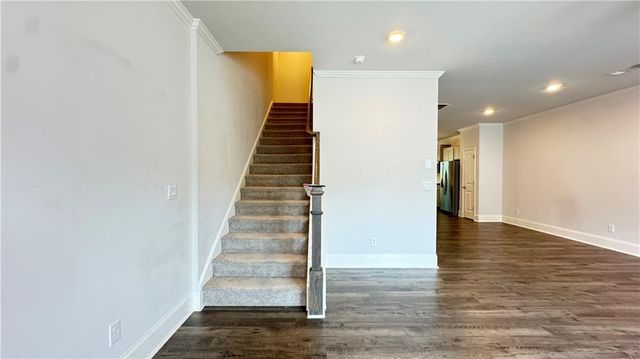 285 Vista Lane, Woodstock, GA 30189