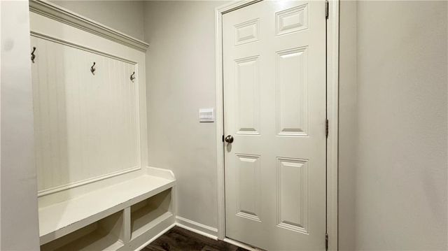 285 Vista Lane, Woodstock, GA 30189