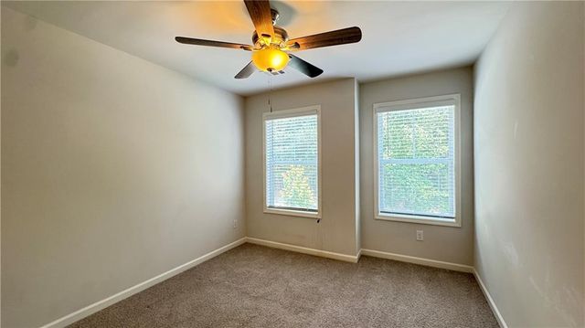 285 Vista Lane, Woodstock, GA 30189