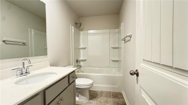 285 Vista Lane, Woodstock, GA 30189