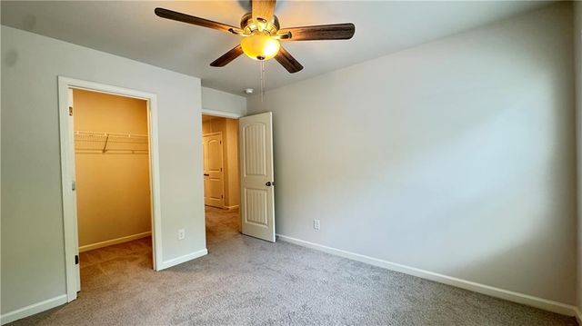 285 Vista Lane, Woodstock, GA 30189