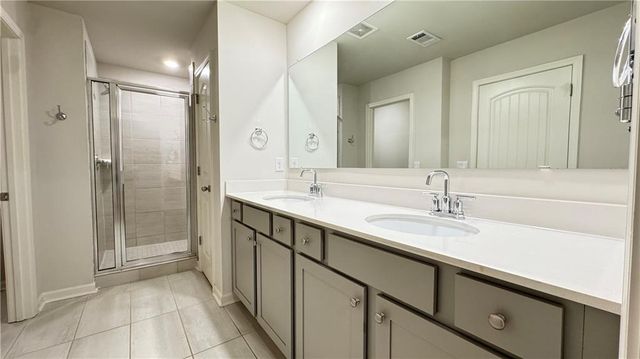 285 Vista Lane, Woodstock, GA 30189