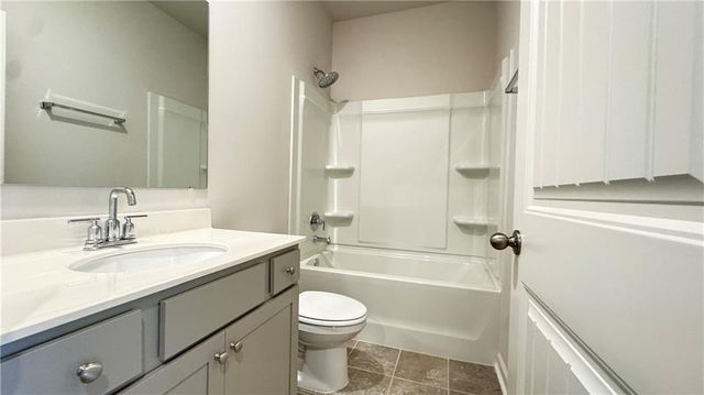 285 Vista Lane, Woodstock, GA 30189