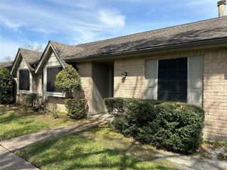 3918 Laura Leigh Drive, Friendswood, TX 77546