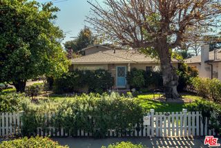 14702 Cohasset Street, Van Nuys (los Angeles), CA 91405