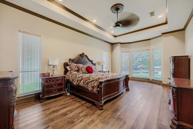 940 Melissa Drive, Waxahachie, TX 75167
