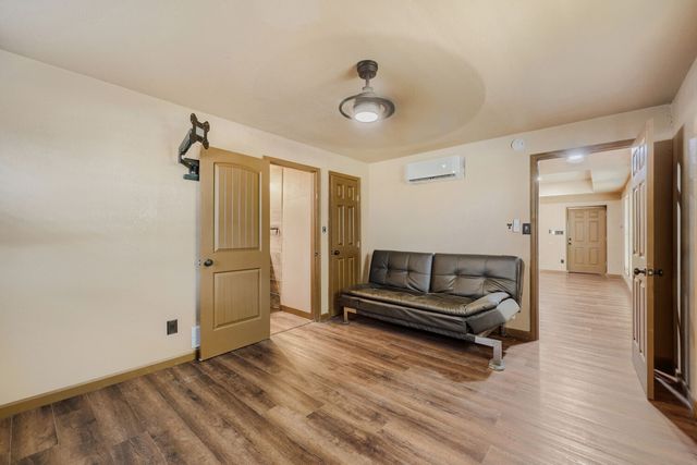 940 Melissa Drive, Waxahachie, TX 75167