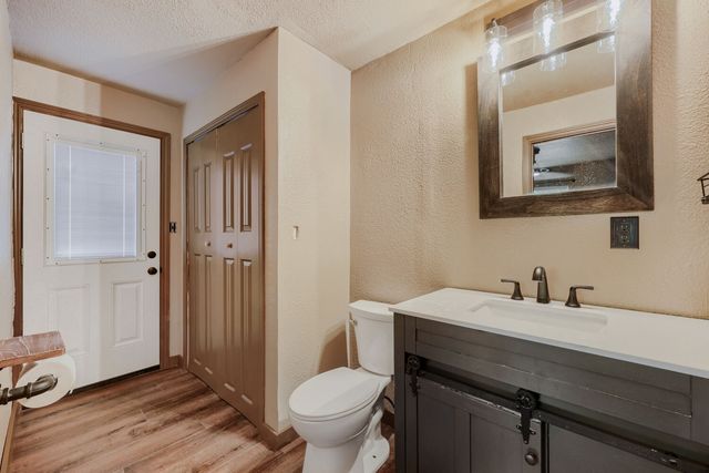 940 Melissa Drive, Waxahachie, TX 75167